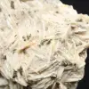 Cristaux de pyrite sur barytine - 6
