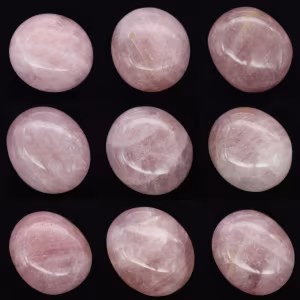 Galet en quartz rose