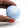 Galet en calcite bleue - 1
