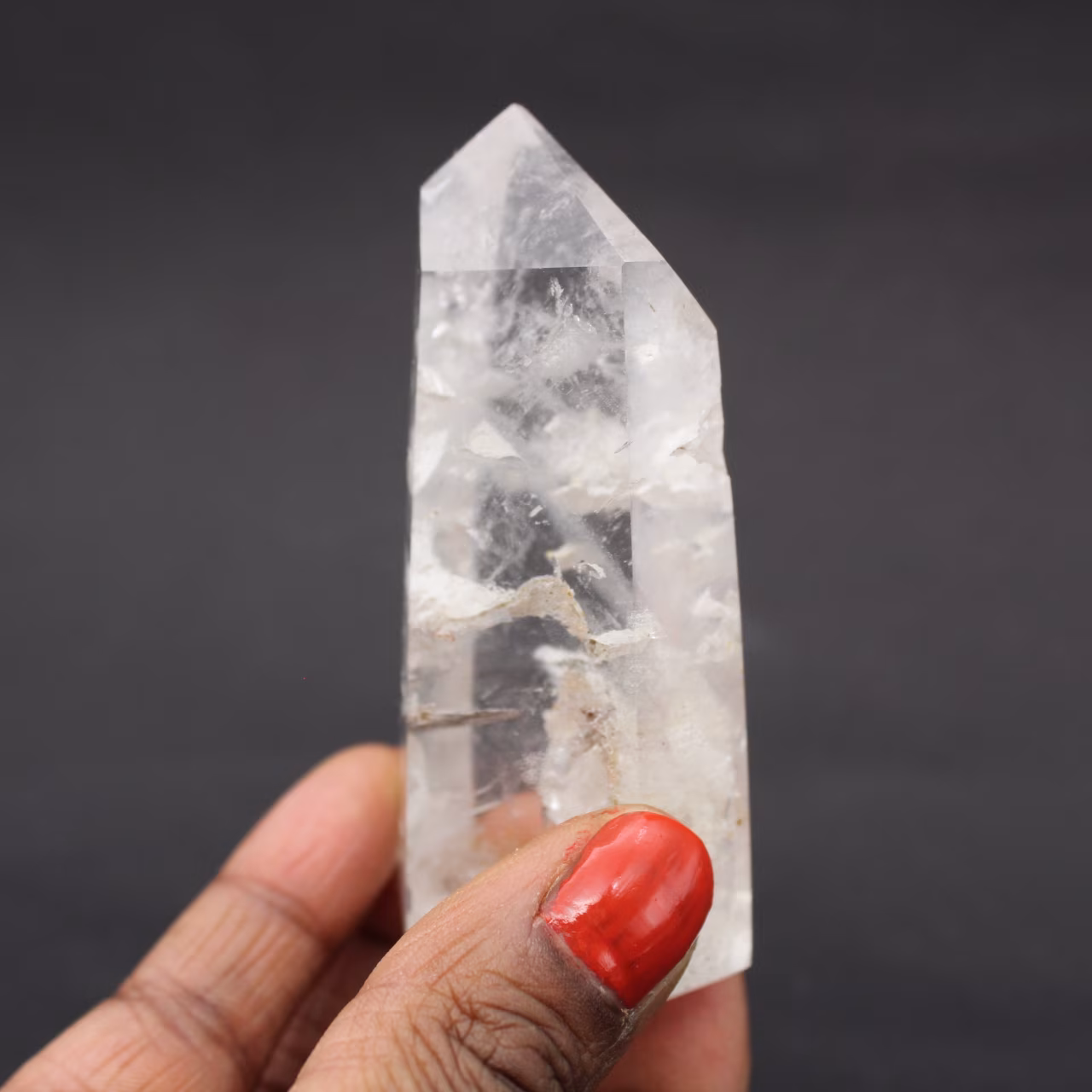 Prisme de quartz avec inclusion