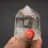 Prisme de quartz avec inclusion