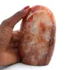 Roche polie en quartz rouge - 1