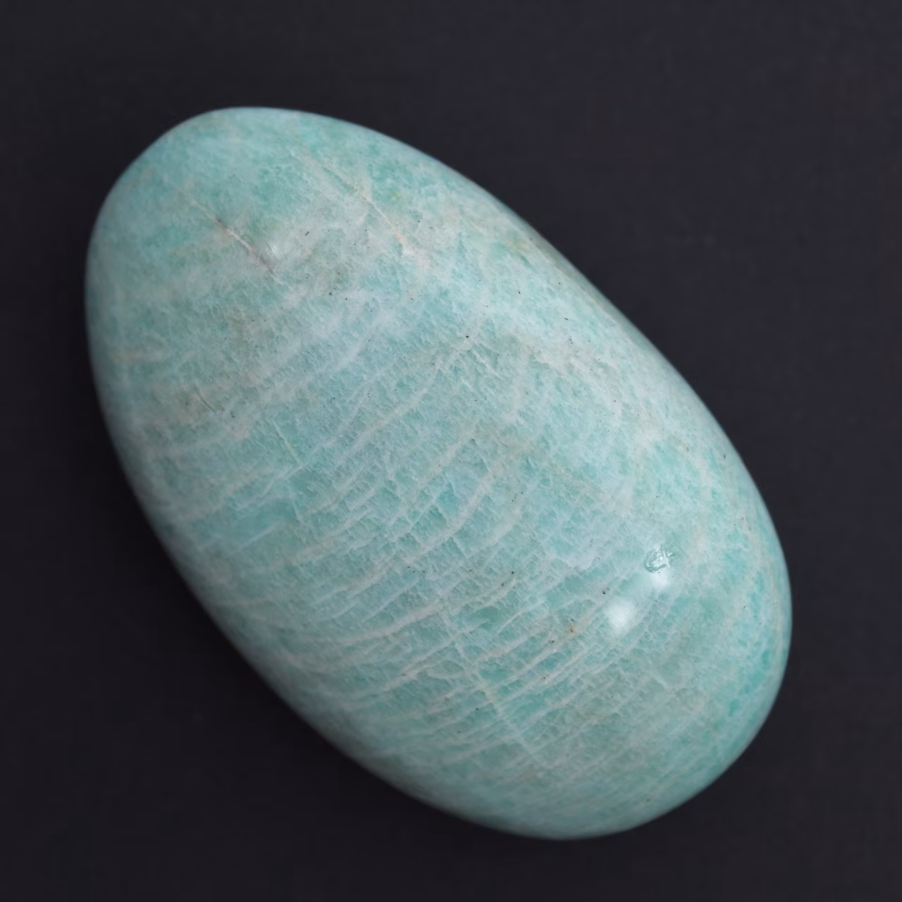 Galet en amazonite