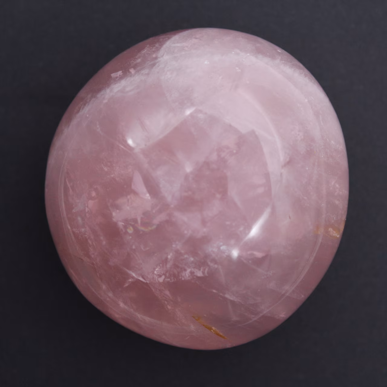 Galet en quartz rose