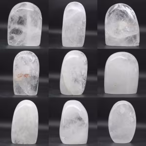 Cristal de roche polie de madagascar