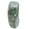 Roche de jade néphrite - 3