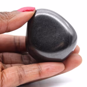 Spécimen de Shungite - Galet de Russie 80g