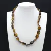 Collier en œil de tigre  - 0