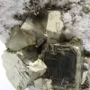 Pyrite sur gangue avec calcite et quartz - 5
