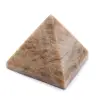 Pyramide en pierre de lune de Madagascar - 2