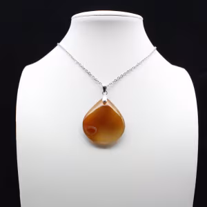 Pendentif goutte en cornaline