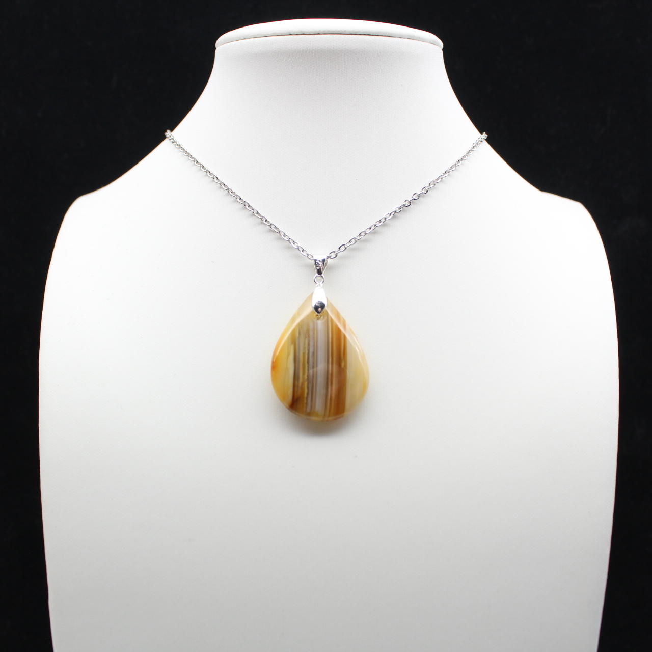Pendentif goutte en cornaline