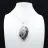 Pendentif flamme en jaspe orbiculaire