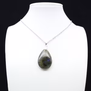 Pendentif goutte en labradorite