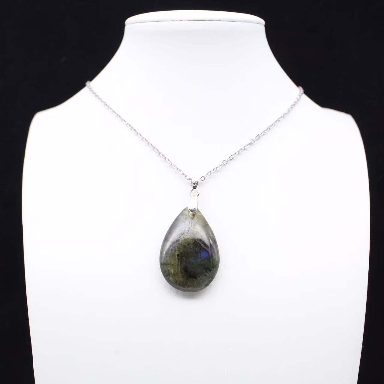 Pendentif goutte en labradorite