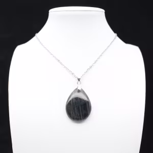 Pendentif goutte en labradorite