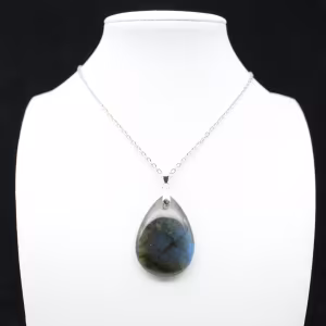 Pendentif goutte en labradorite
