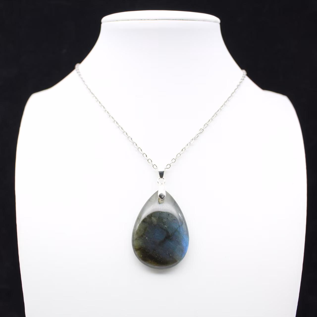Pendentif goutte en labradorite
