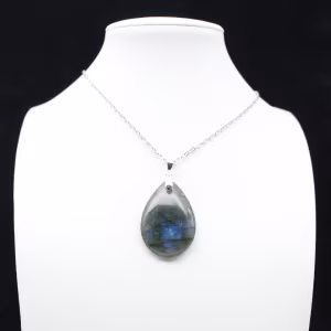 Pendentif goutte en labradorite