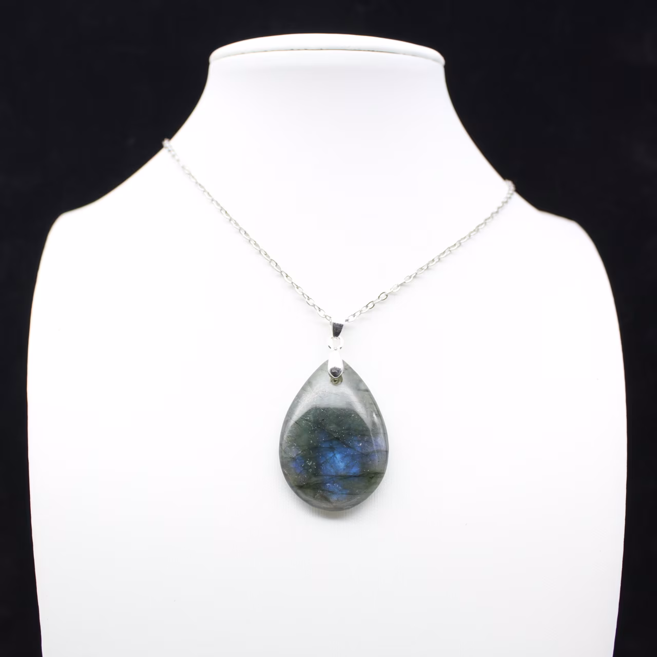 Pendentif goutte en labradorite