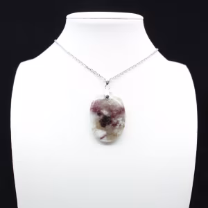 Pendentif ovale à inclusion de Tourmaline rose