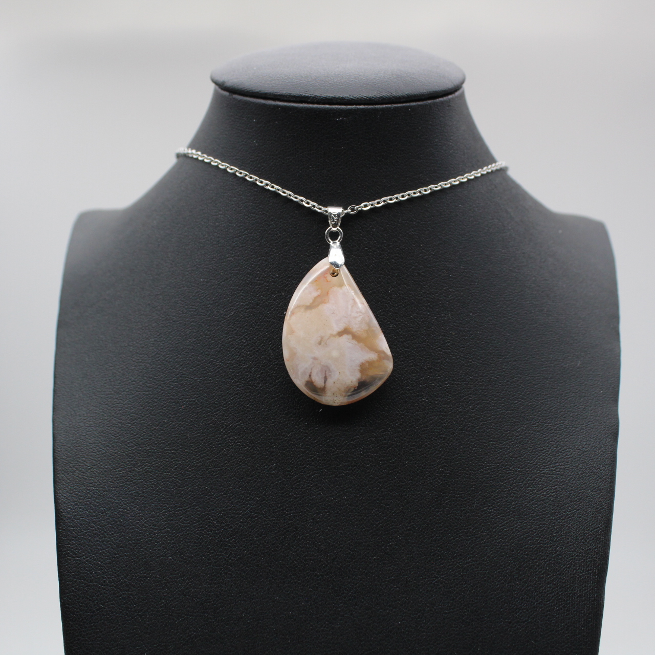 Pendentif goutte en agate fleur