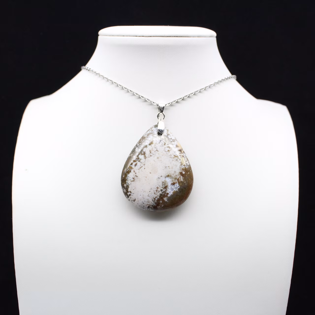 Pendentif goutte en jaspe impérial