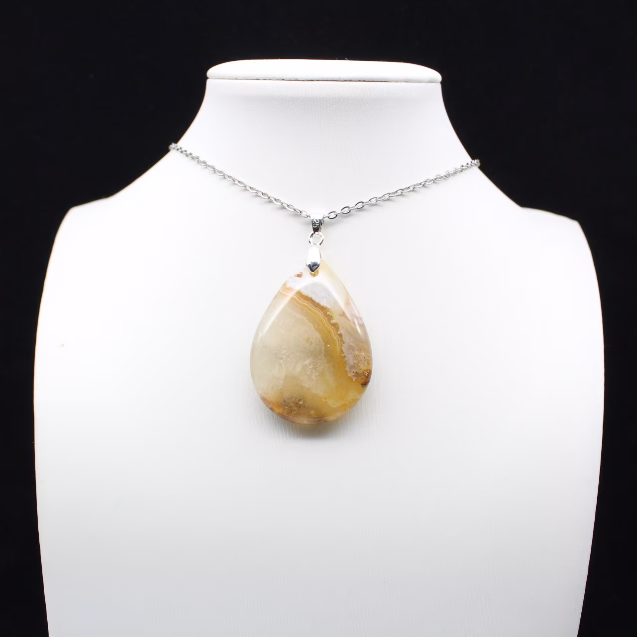 Pendentif goutte en jaspe impérial