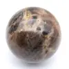 Sphère en pierre de lune de Madagascar - 0