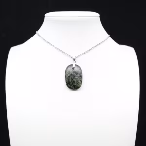 Pendentif de jaspe kambamba de forme ovale