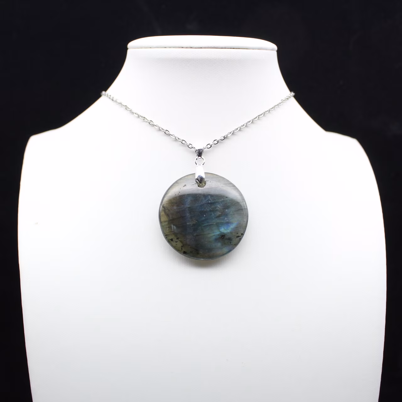 Pendentif rond en labradorite