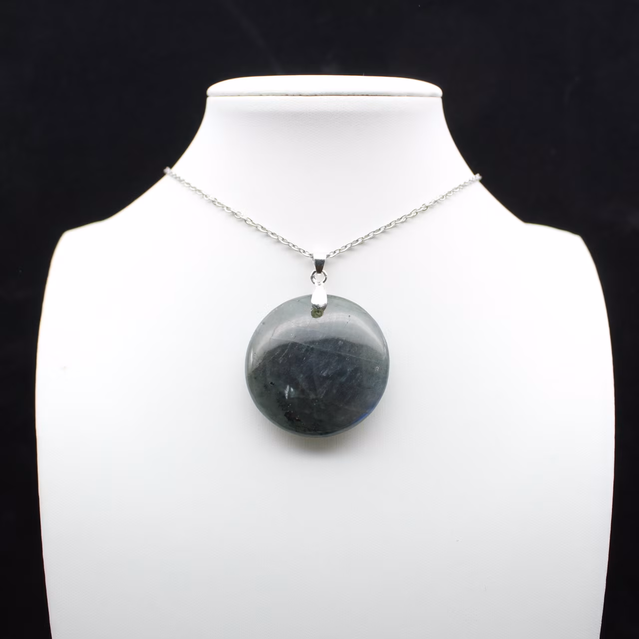 Pendentif rond en labradorite