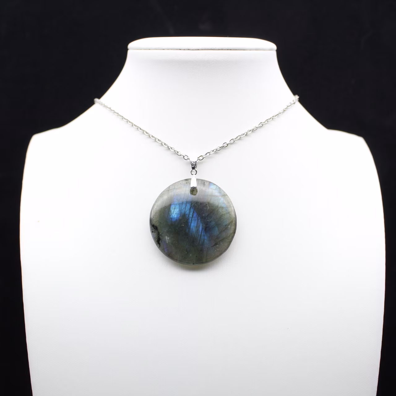 Pendentif rond en labradorite
