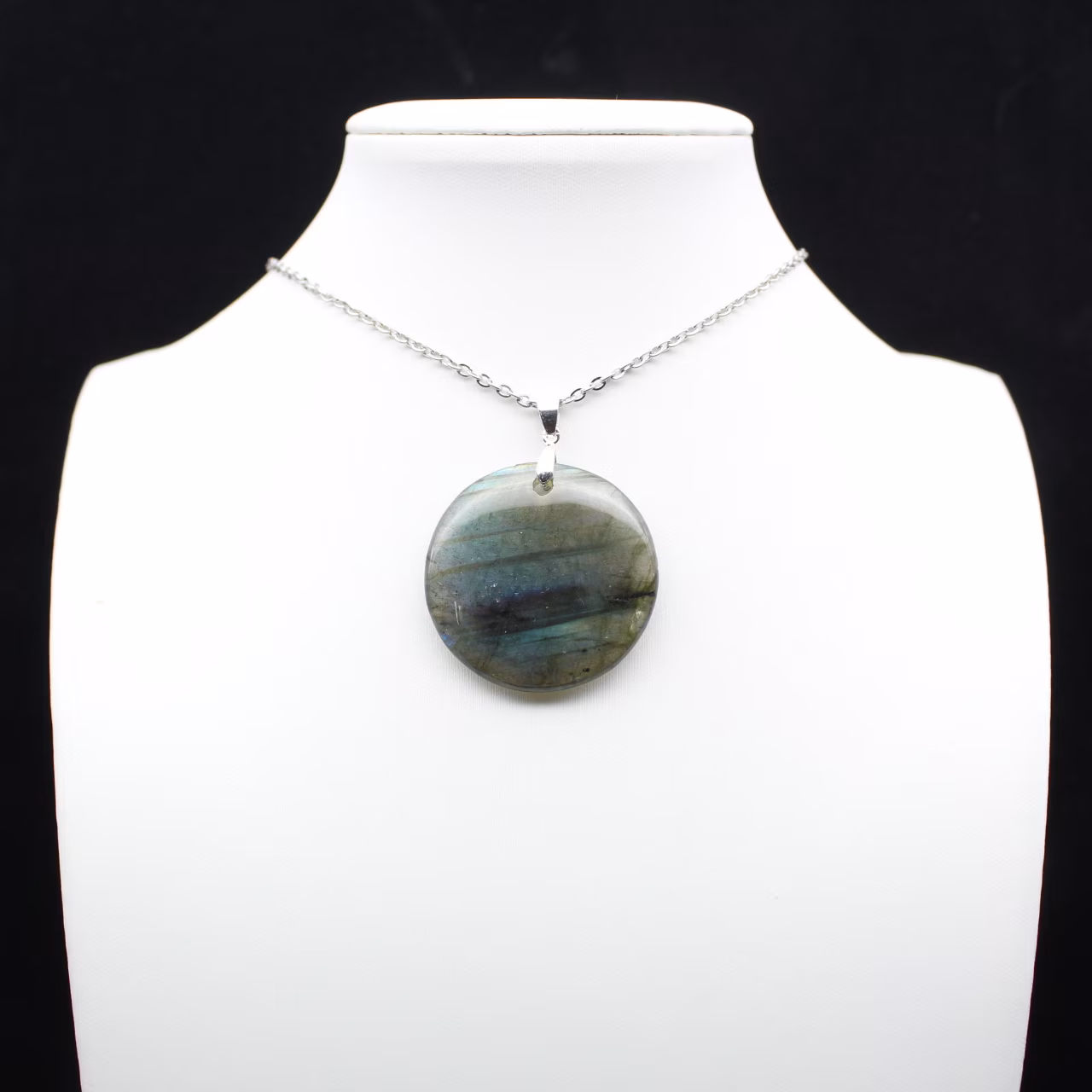 Pendentif rond en labradorite