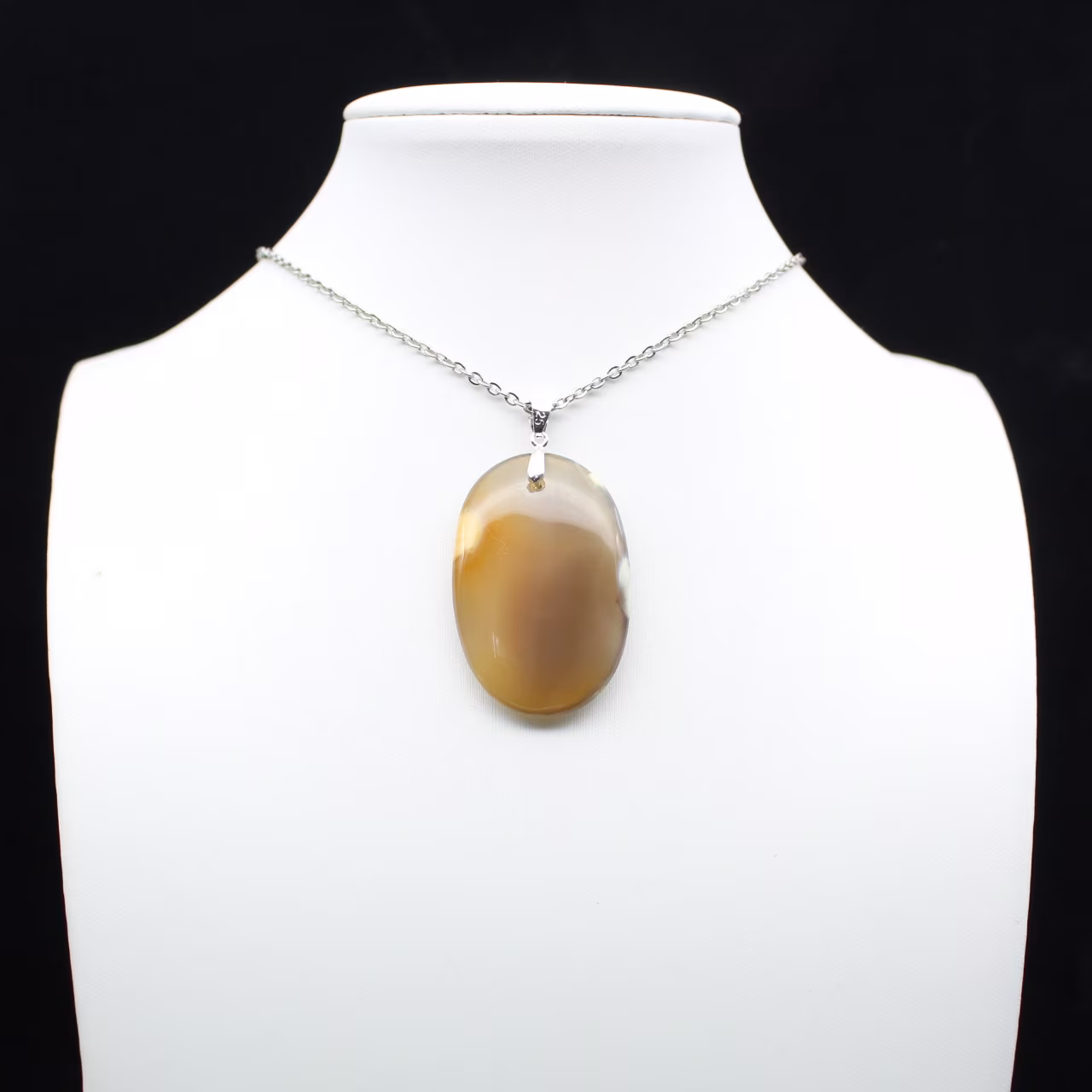 Pendentif en cornaline naturelle