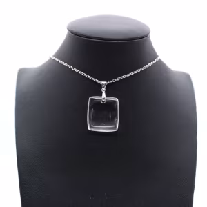 Pendentif en cristal de roche