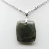 Pendentif carré en labradorite - 2