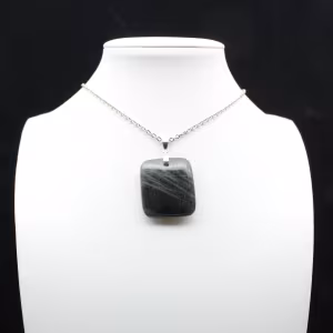 Pendentif carré en labradorite