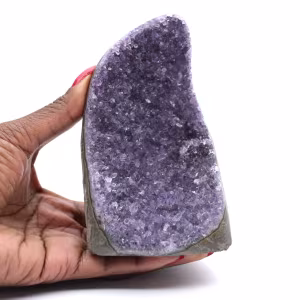 Améthyste Géode de Petite Taille – Spécimen Violet