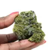 Spécimen naturel d’épidote verte du Maroc - 0