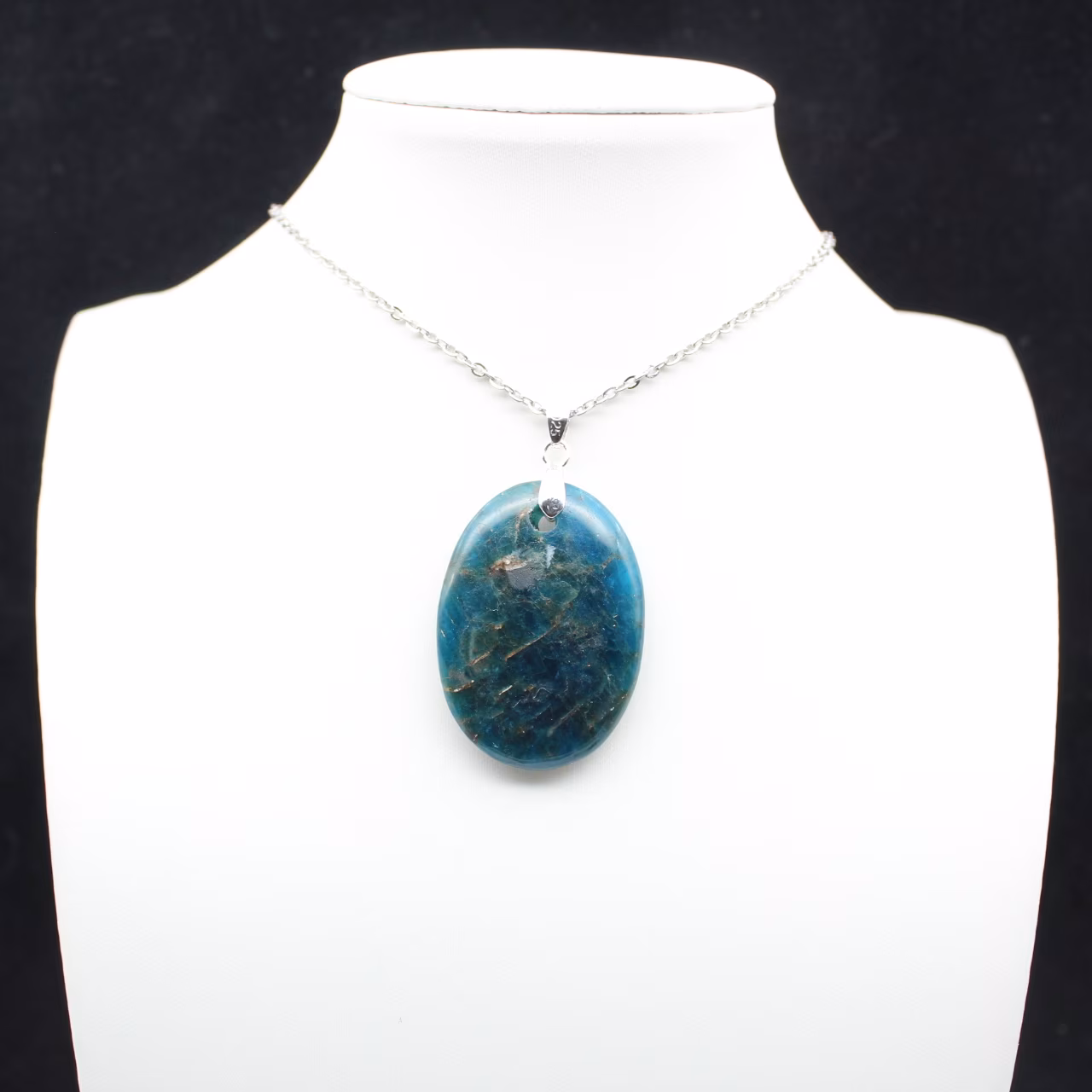 Grand Pendentif Apatite Madagascar - Spécimen 19g
