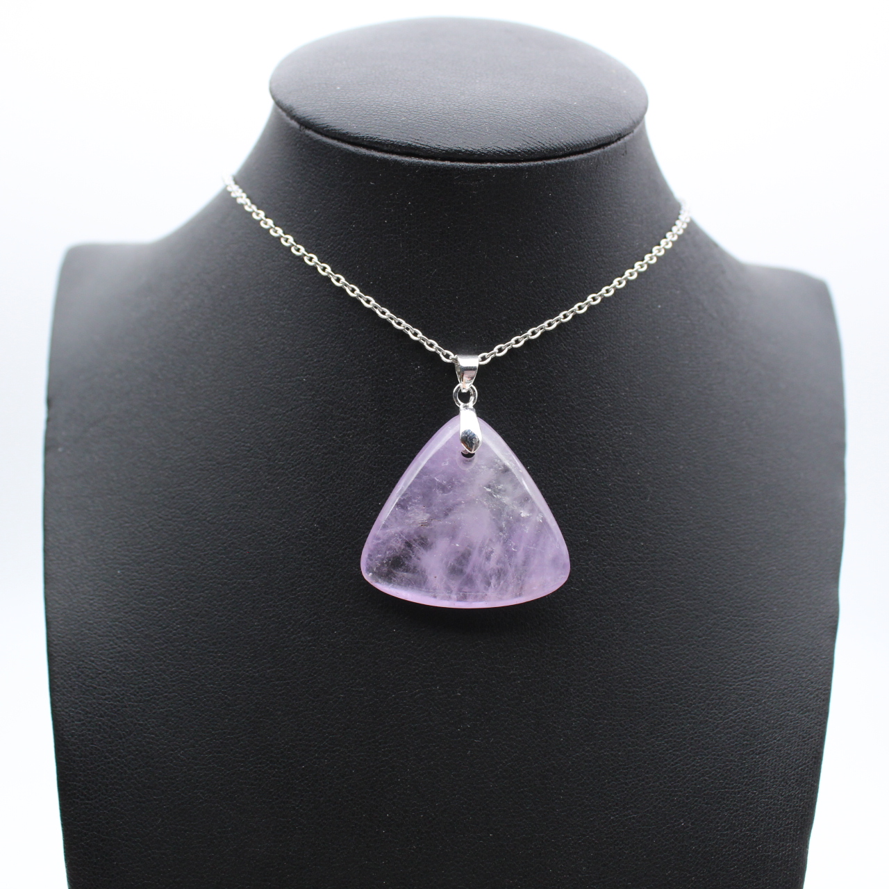 Pendentif Améthyste de Madagascar - Géologie et Esthétisme