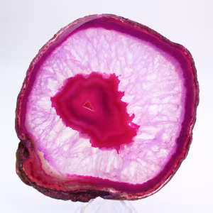 Tranche décorative d’agate teinté rose