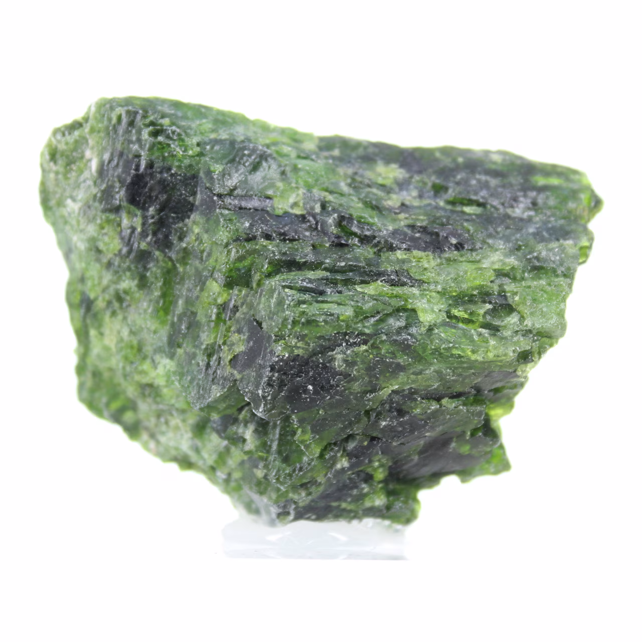 Chromediopside brut, minéral vert de collection Finlande 80 g
